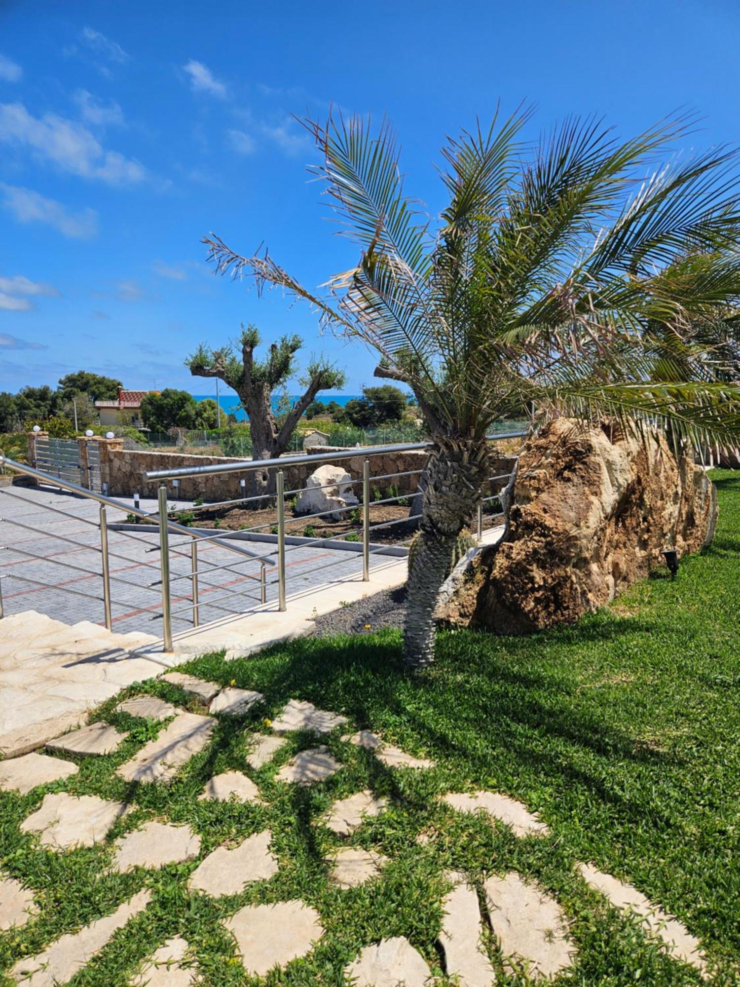 Cava Del Sol Villa เอากุสตา ภายนอก รูปภาพ