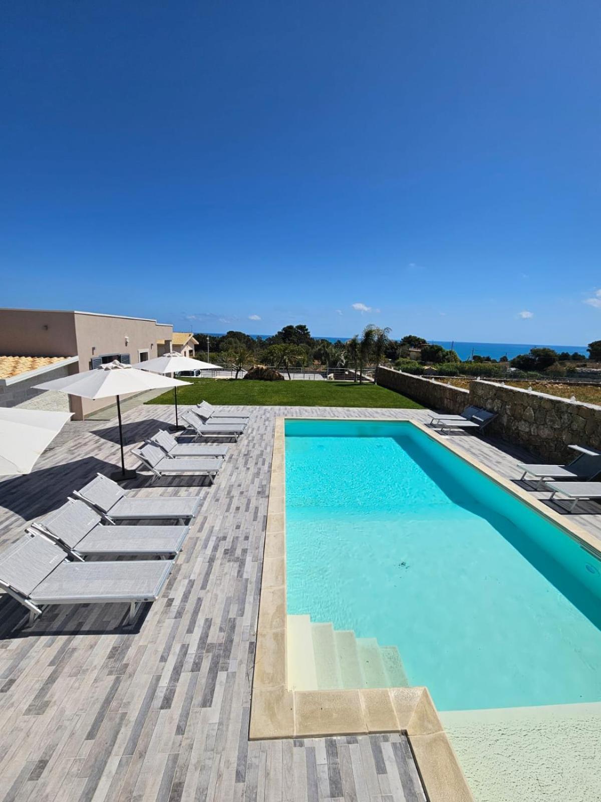 Cava Del Sol Villa เอากุสตา ภายนอก รูปภาพ